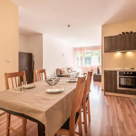 Апартамент Seanest