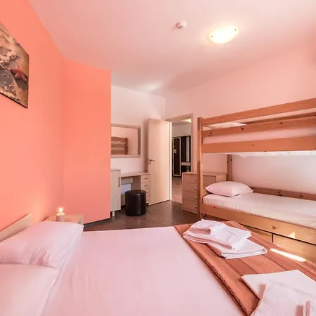 Seanest Златни пясъци